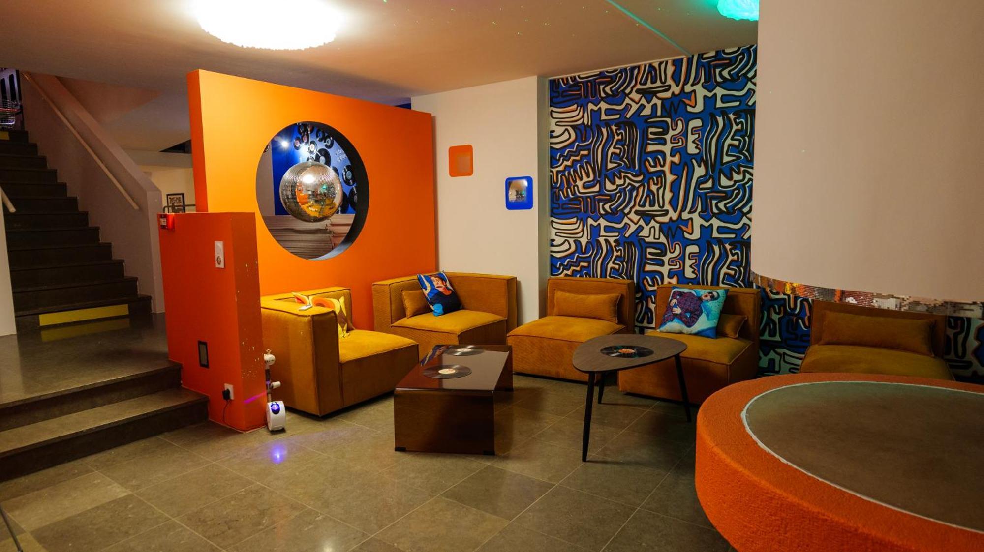 Hyp'Hotel Saint-Marcellin  Esterno foto